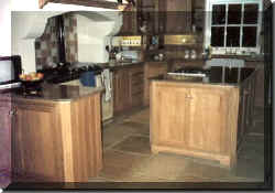 kitchen view.jpg (19708 bytes)